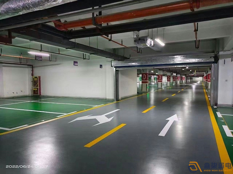地下车库绕三圈找不到车？不是你记性差，是车库没给你指路
