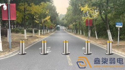 全自动升降柱系统是什么？厂区车辆通道防撞管理方案